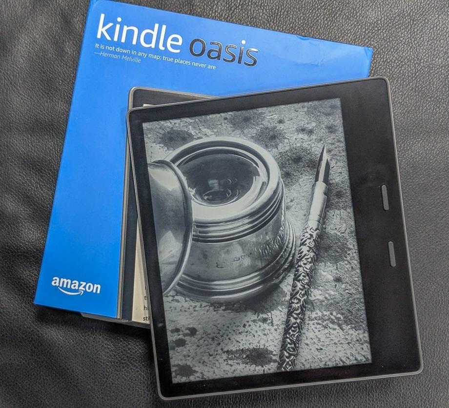 Amazon KINDLE OASIS  32 GB - Grafito - 9na Generación | Pantalla De 7'' 300ppp freeshipping - Emará